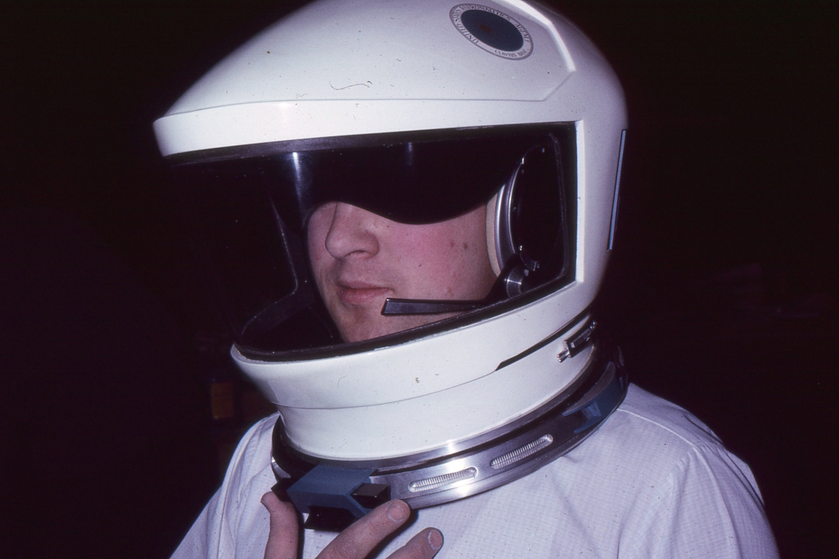 2001 a space odyssey helmet